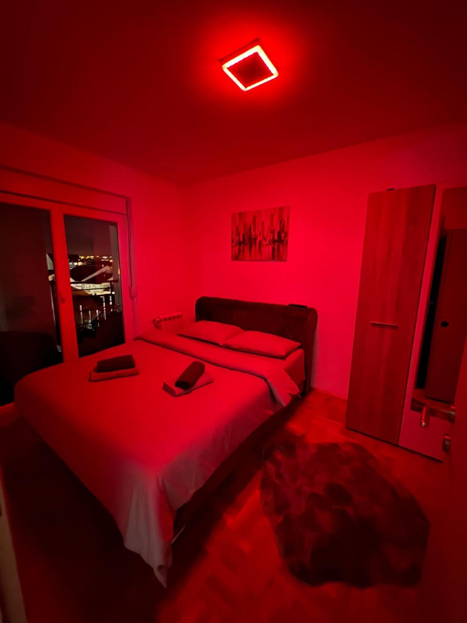 Stan Na Dan Aurora Apartamento Požarevac Exterior foto