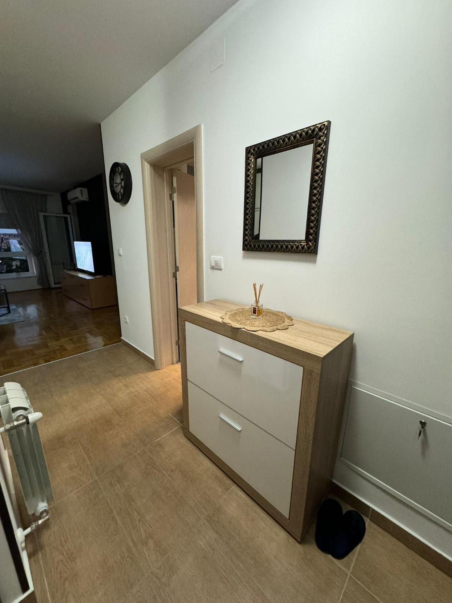 Stan Na Dan Aurora Apartamento Požarevac Exterior foto