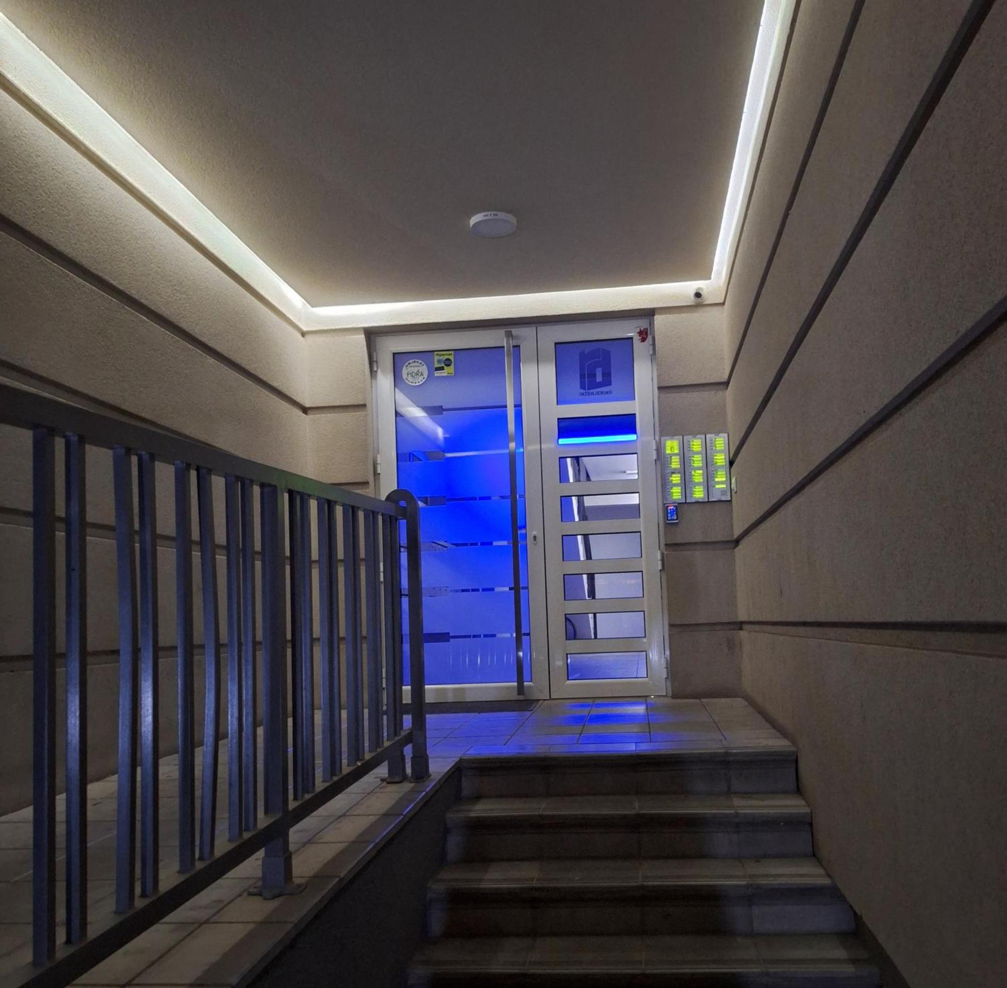 Stan Na Dan Aurora Apartamento Požarevac Exterior foto