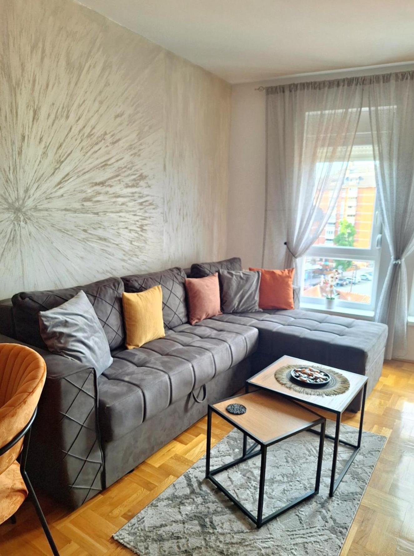 Stan Na Dan Aurora Apartamento Požarevac Exterior foto